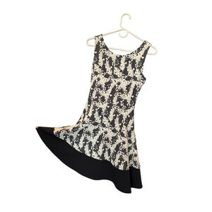 Le Lis Knit Textured Dress XS Black White Flounce